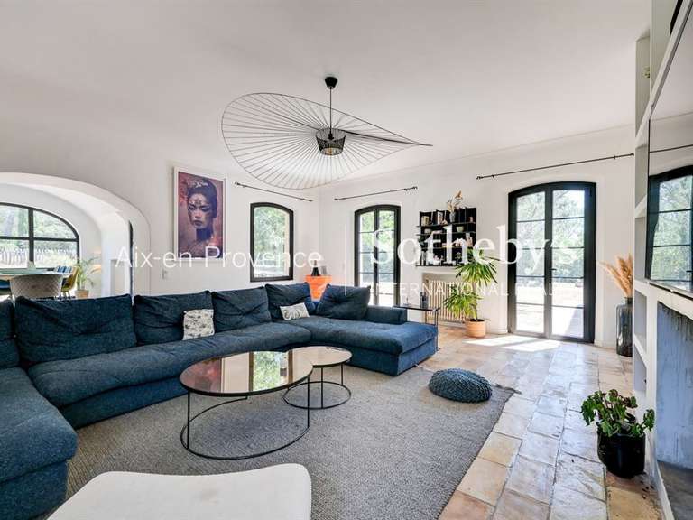 Maison Aix-en-Provence - 5 chambres - 210m²
