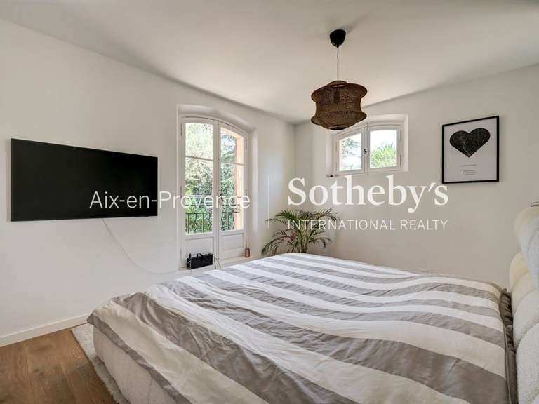 Maison Aix-en-Provence - 5 chambres - 210m²