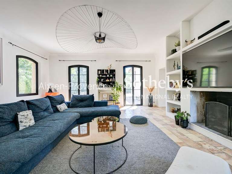 Maison Aix-en-Provence - 5 chambres - 210m²