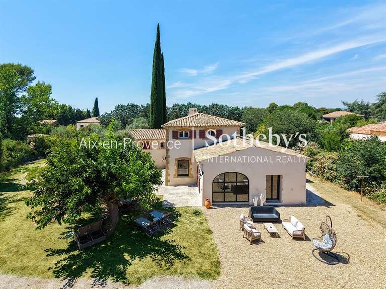 Maison Aix-en-Provence - 5 chambres - 210m²