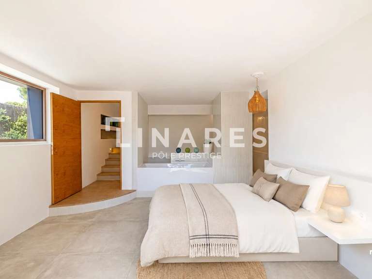 Maison Aix-en-Provence - 4 chambres - 153m²