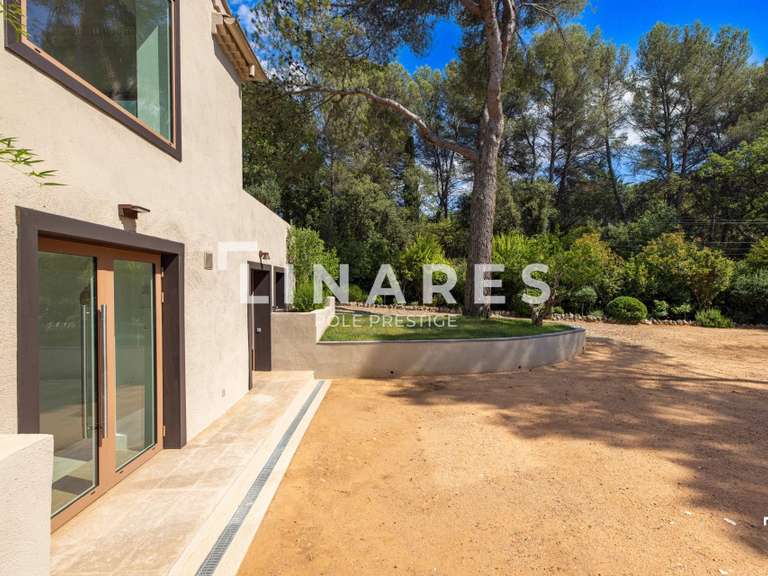 Maison Aix-en-Provence - 4 chambres - 153m²