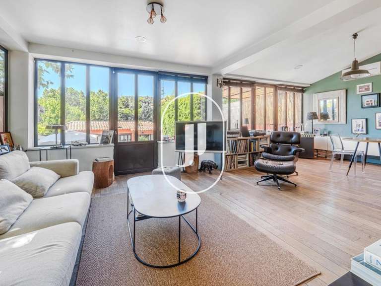 Maison Aix-en-Provence - 3 chambres - 127m²