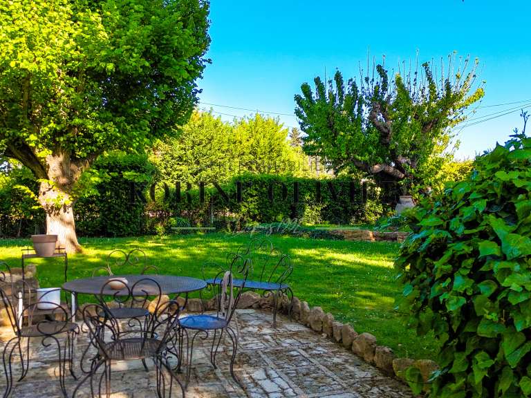 Maison Aix-en-Provence - 6 chambres - 330m²
