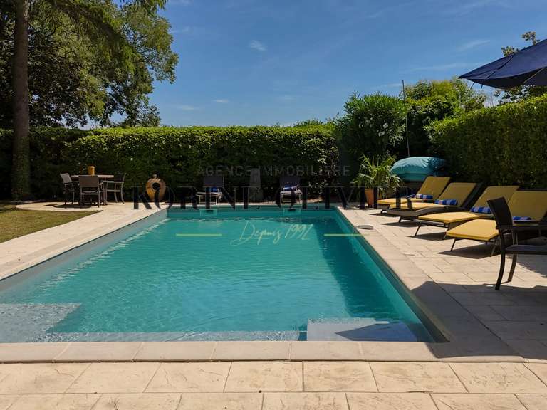 Maison Aix-en-Provence - 4 chambres - 183m²