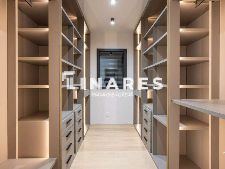 Maison Aix-en-Provence - 4 chambres - 226m²