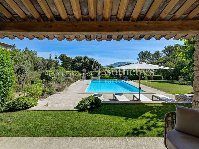 Maison Aix-en-Provence - 5 chambres - 223m²
