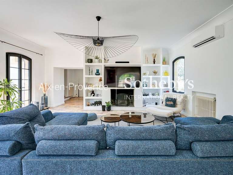 Maison Aix-en-Provence - 5 chambres - 210m²