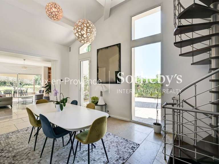 Maison Aix-en-Provence - 210m²