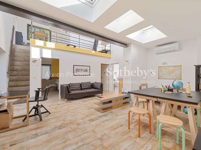 Maison Aix-en-Provence - 6 chambres - 580m²
