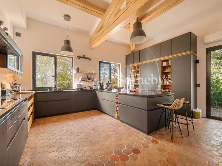 Maison Aix-en-Provence - 6 chambres - 580m²