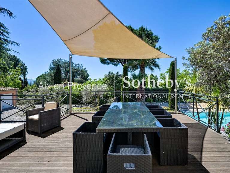 Maison Aix-en-Provence - 4 chambres - 194m²