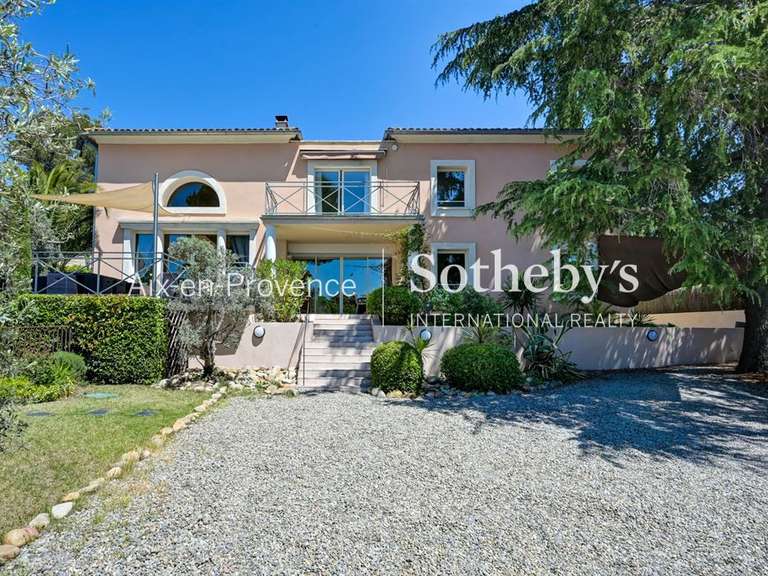 Maison Aix-en-Provence - 4 chambres - 194m²