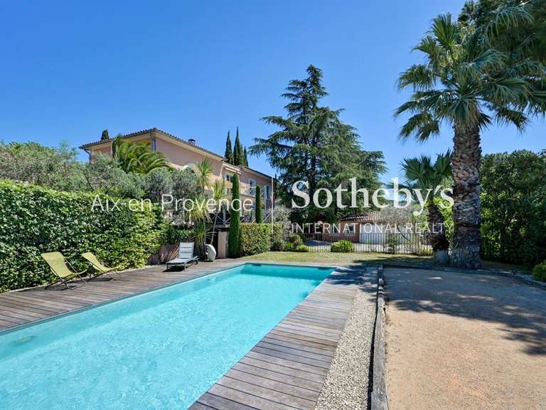 Maison Aix-en-Provence - 4 chambres - 194m²