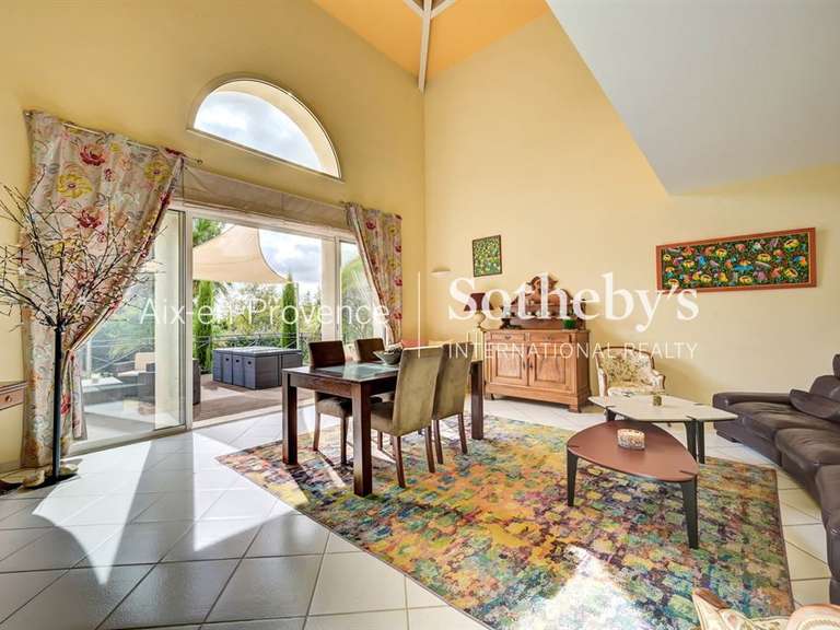 Maison Aix-en-Provence - 4 chambres - 194m²