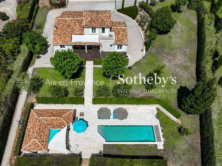 Maison Aix-en-Provence - 155m²