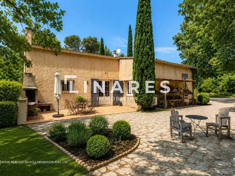 Maison Aix-en-Provence - 4 chambres - 155m²