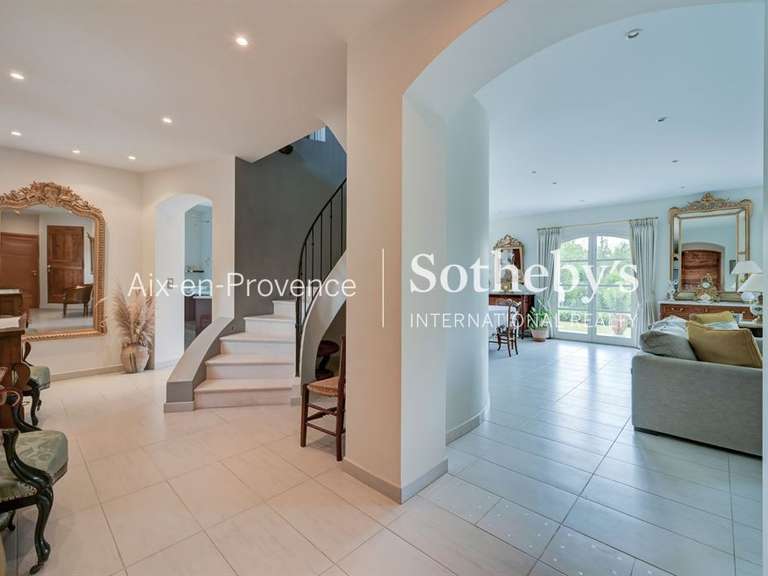 Maison Aix-en-Provence - 6 chambres - 250m²