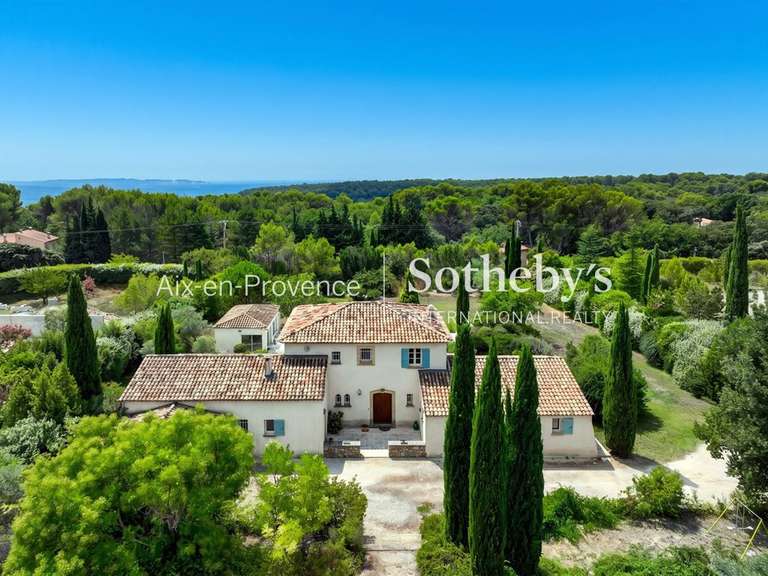 Maison Aix-en-Provence - 6 chambres - 250m²