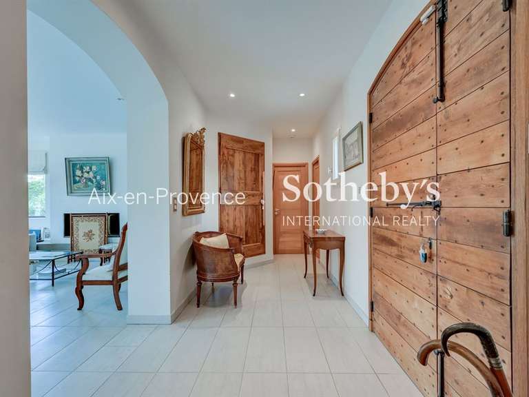 Maison Aix-en-Provence - 6 chambres - 250m²