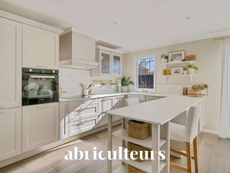 Maison Aix-en-Provence - 3 chambres - 106m²