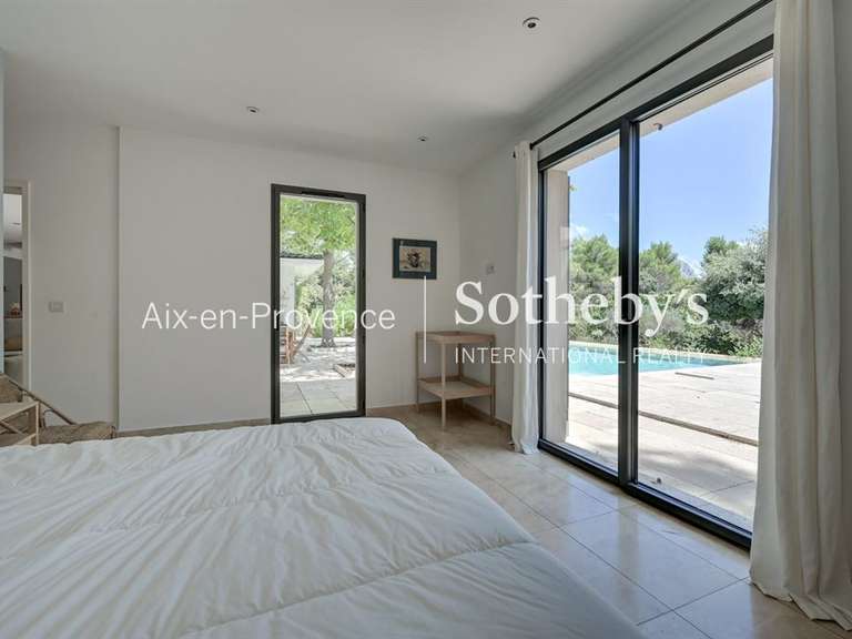 Maison Aix-en-Provence - 5 chambres - 210m²