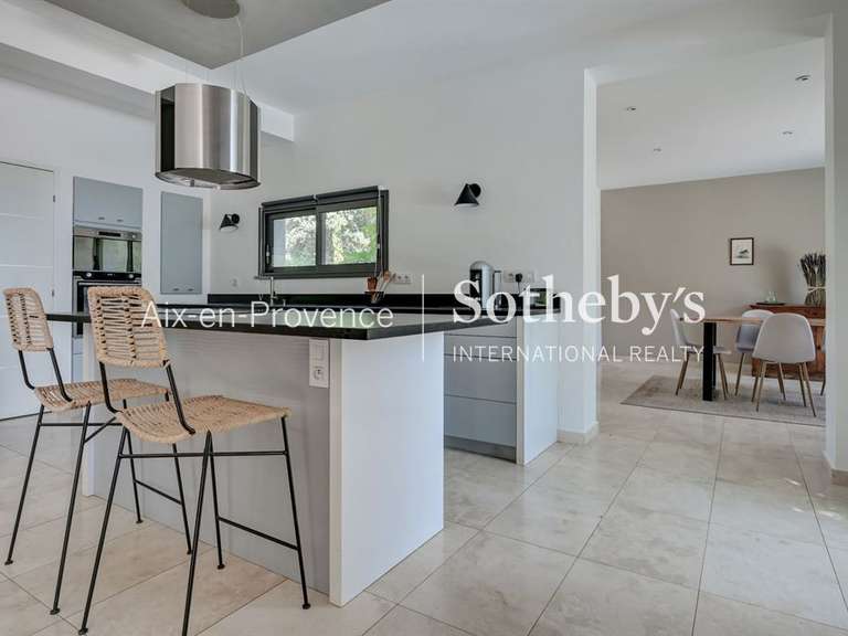 Maison Aix-en-Provence - 5 chambres - 210m²