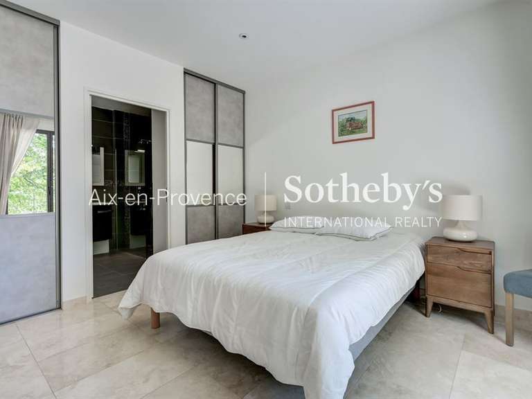 Maison Aix-en-Provence - 5 chambres - 210m²