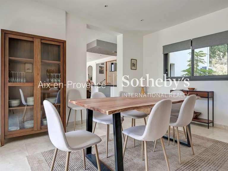 Maison Aix-en-Provence - 5 chambres - 210m²