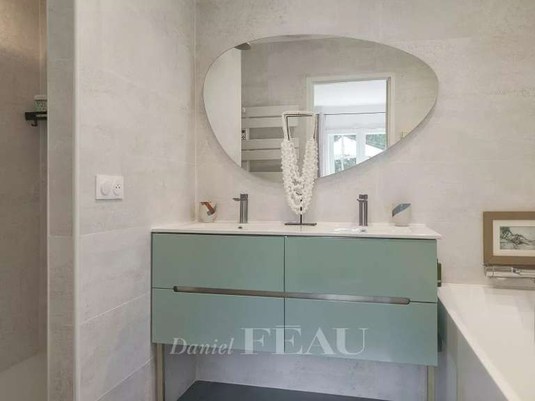 Maison Aix-en-Provence - 6 chambres - 216m²