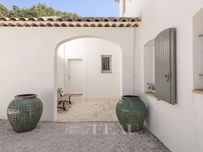 Maison Aix-en-Provence - 6 chambres - 216m²