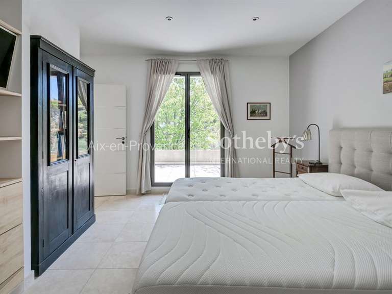 Maison Aix-en-Provence - 4 chambres - 210m²