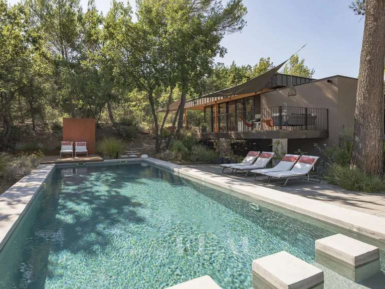 House Aix-en-Provence - 5 bedrooms - 240m²
