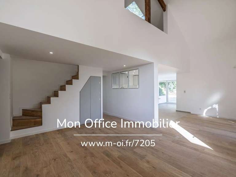Maison Aix-en-Provence - 3 chambres - 101m²