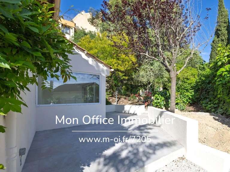 Maison Aix-en-Provence - 3 chambres - 101m²