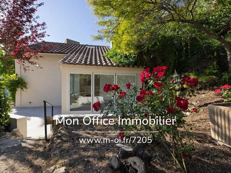 Maison Aix-en-Provence - 3 chambres - 101m²