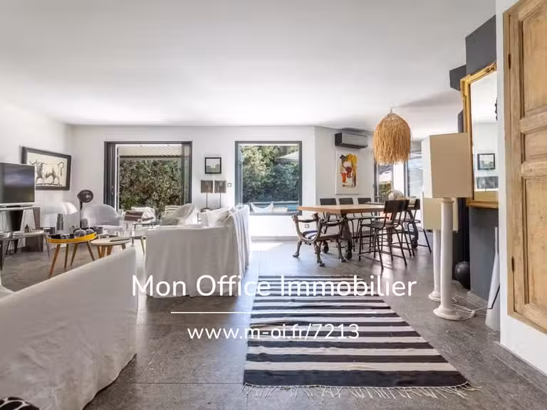 Maison Aix-en-Provence - 3 chambres - 130m²