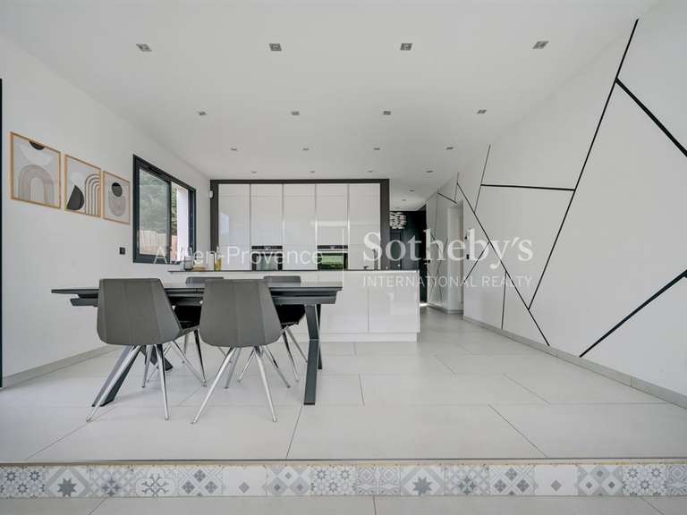Maison Aix-en-Provence - 4 chambres - 170m²