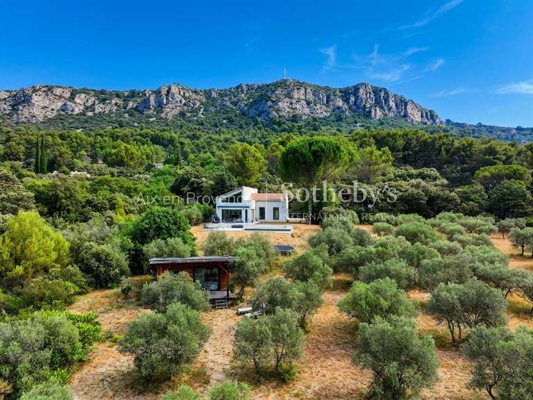 Maison Aix-en-Provence - 4 chambres - 170m²