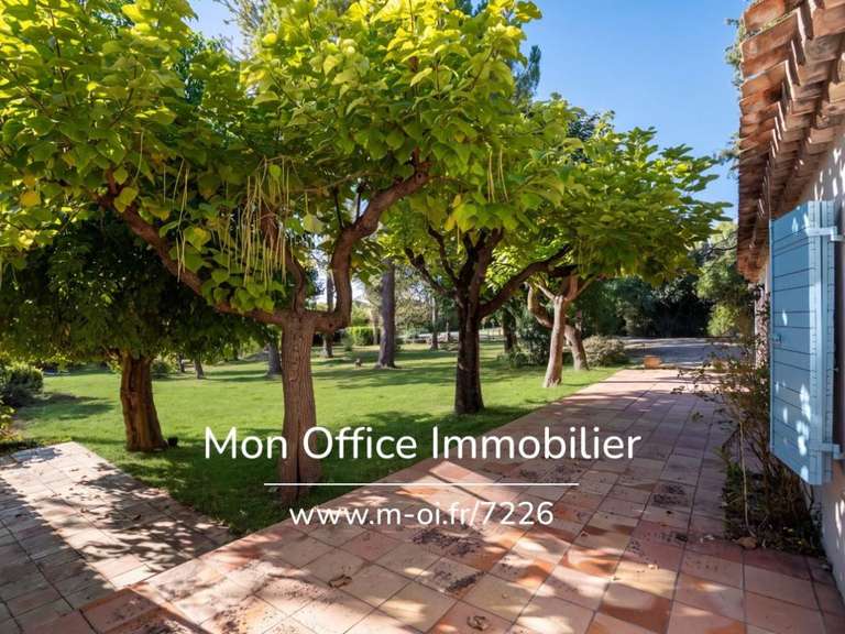 House Aix-en-Provence - 4 bedrooms - 196m²