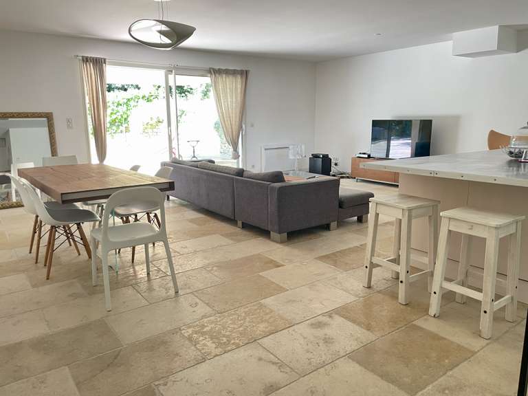 Maison Aix-en-Provence - 5 chambres - 180m²