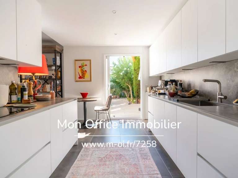 Maison Aix-en-Provence - 3 chambres - 112m²