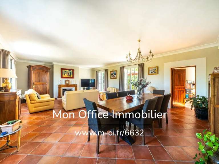 Maison Aix-en-Provence - 5 chambres - 241m²
