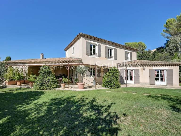 Maison Aix-en-Provence - 4 chambres - 240m²