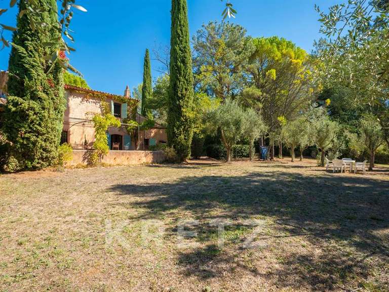 Maison Aix-en-Provence - 5 chambres - 203m²