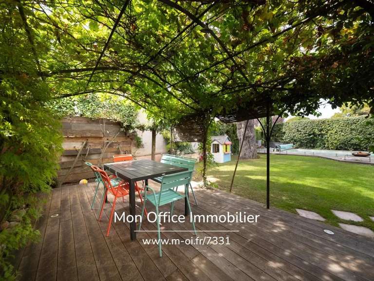 Maison Aix-en-Provence - 4 chambres - 130m²