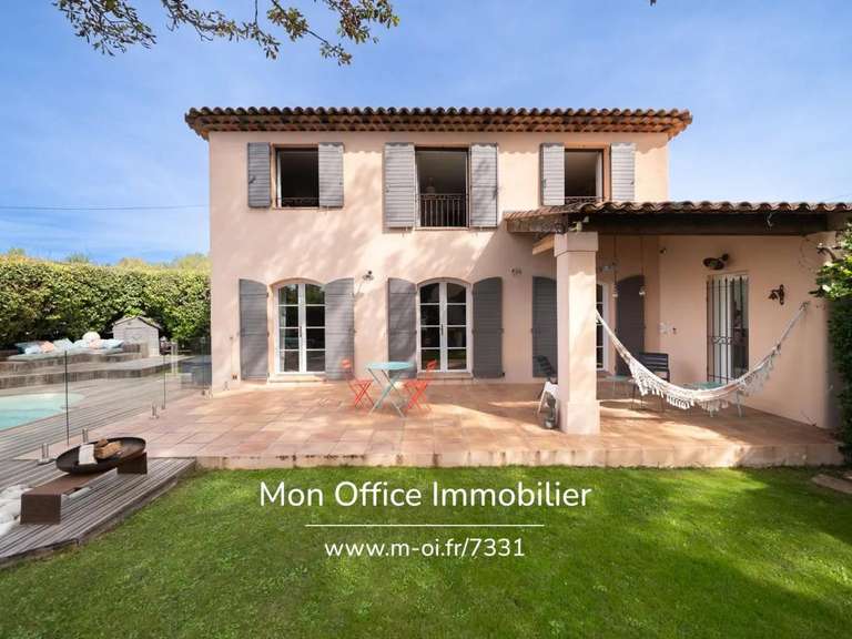 Maison Aix-en-Provence - 4 chambres - 130m²