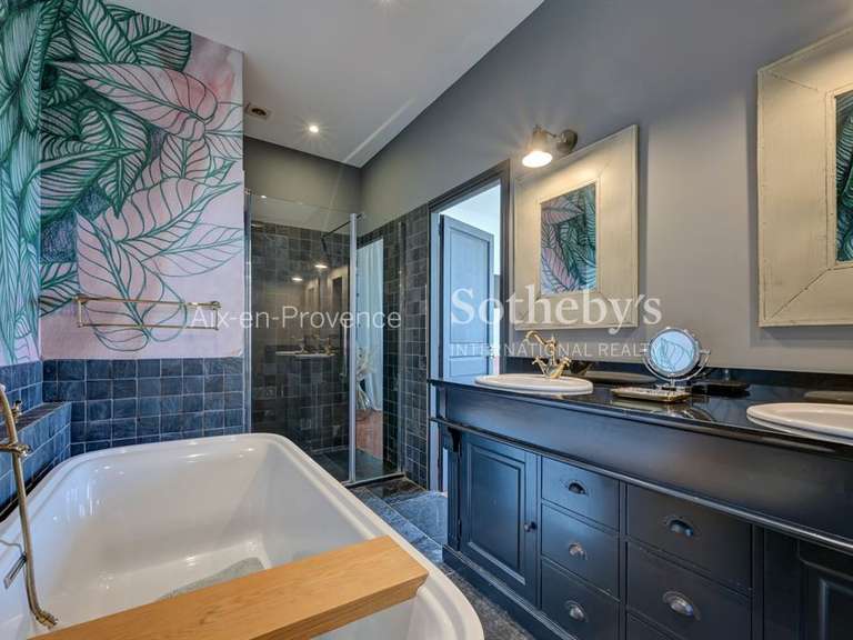 Maison Aix-en-Provence - 6 chambres - 470m²
