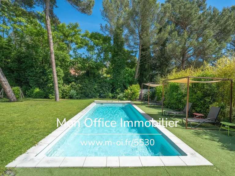 Maison Aix-en-Provence - 3 chambres - 166m²