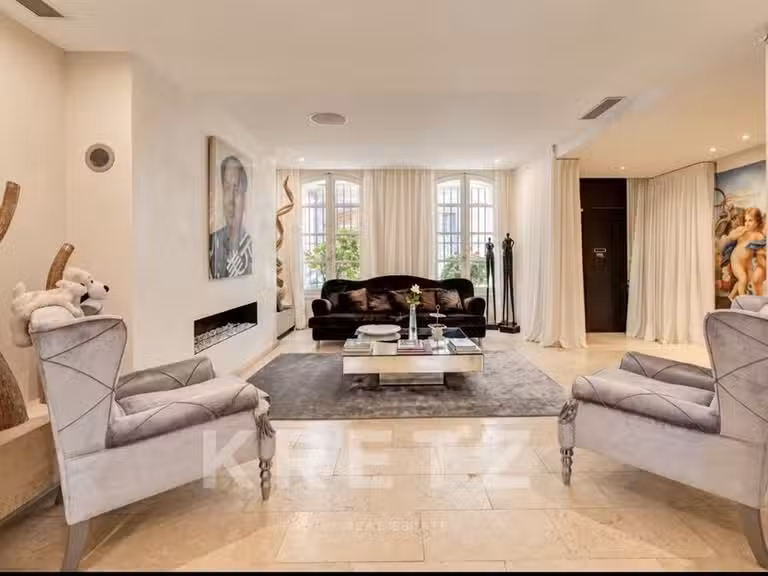 Maison Aix-en-Provence - 5 chambres - 360m²